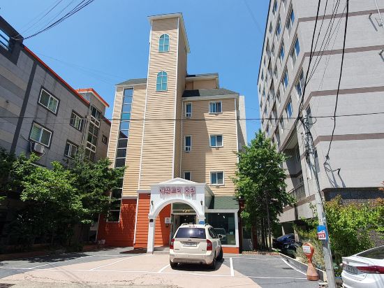 Фото Appletree Hotel