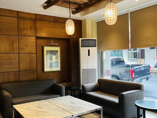 Фото Pearl Lane Hotel