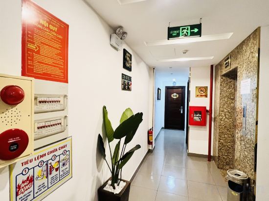 Фото 239 Hotel by RedDoorz