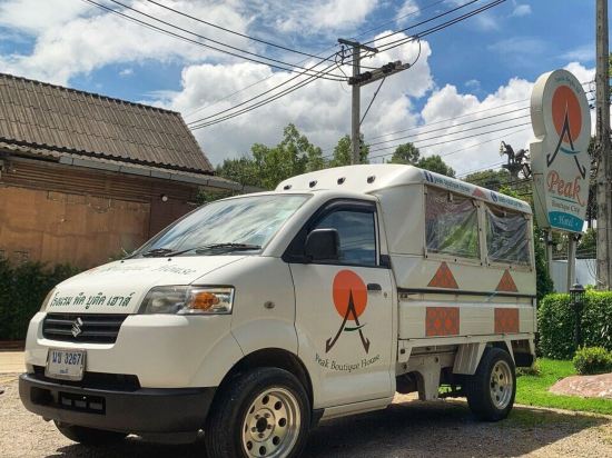 Фото Peak Boutique City Hotel