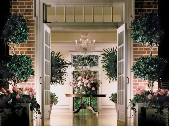 Фото The Carolina Inn, a Destination by Hyatt Hotel