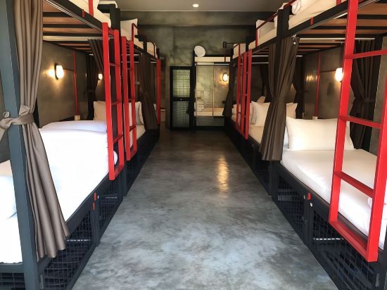 Фото Sleeper Hostel