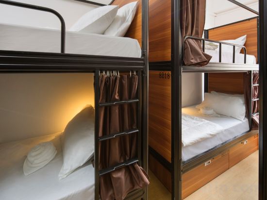 Фото 7 Wonders Hostel @ Upper Dicskon