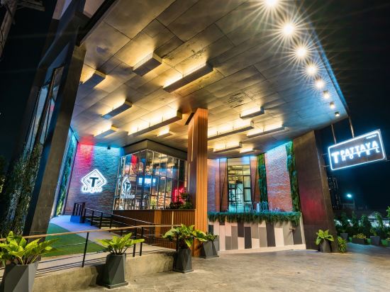 Фото T Pattaya Hotel