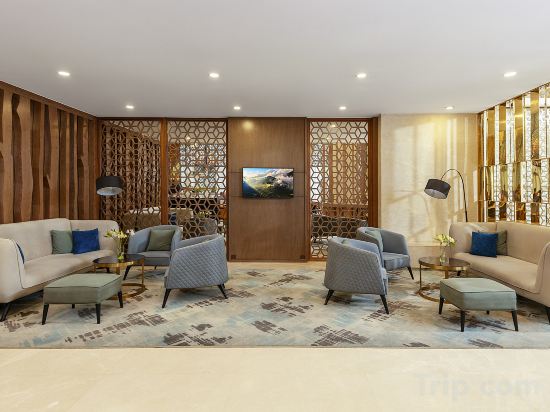 Фото T-Ritz Saigon Hotel & Apartment