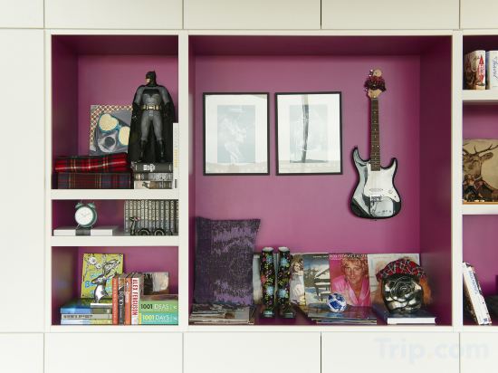 Фото Moxy Aberdeen Airport