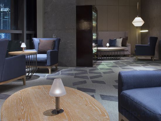 Фото Park Inn by Radisson Hongya Cave Monument for Liberation