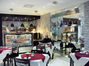 Гостиница Karoon