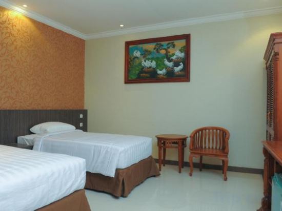 Фото Sylvia Hotel Budget