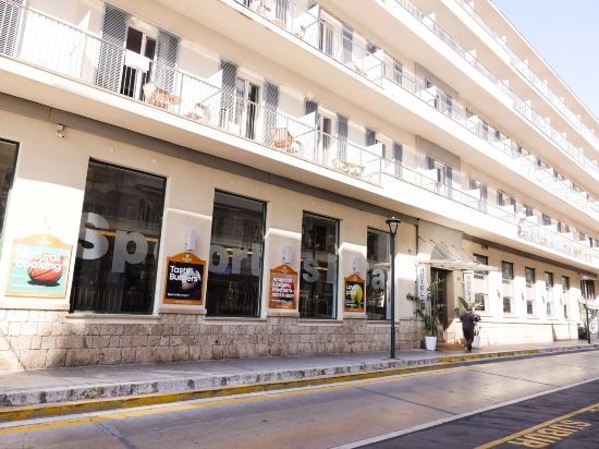 Фото Hotel Subur