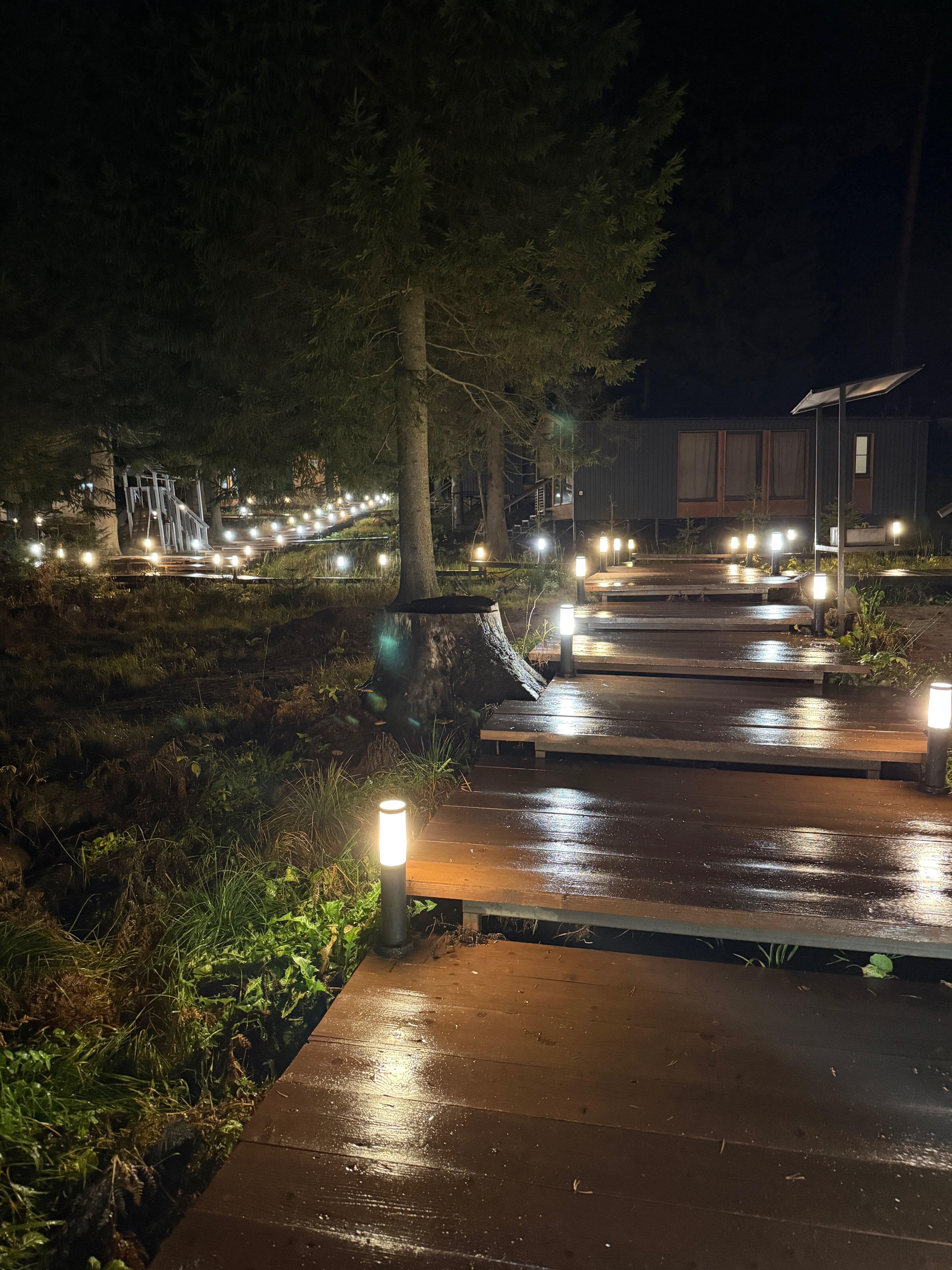 Фото Klever House, Стеклянный Ручей