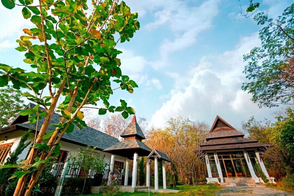 Фото Tak Andaman Resort & Hotel