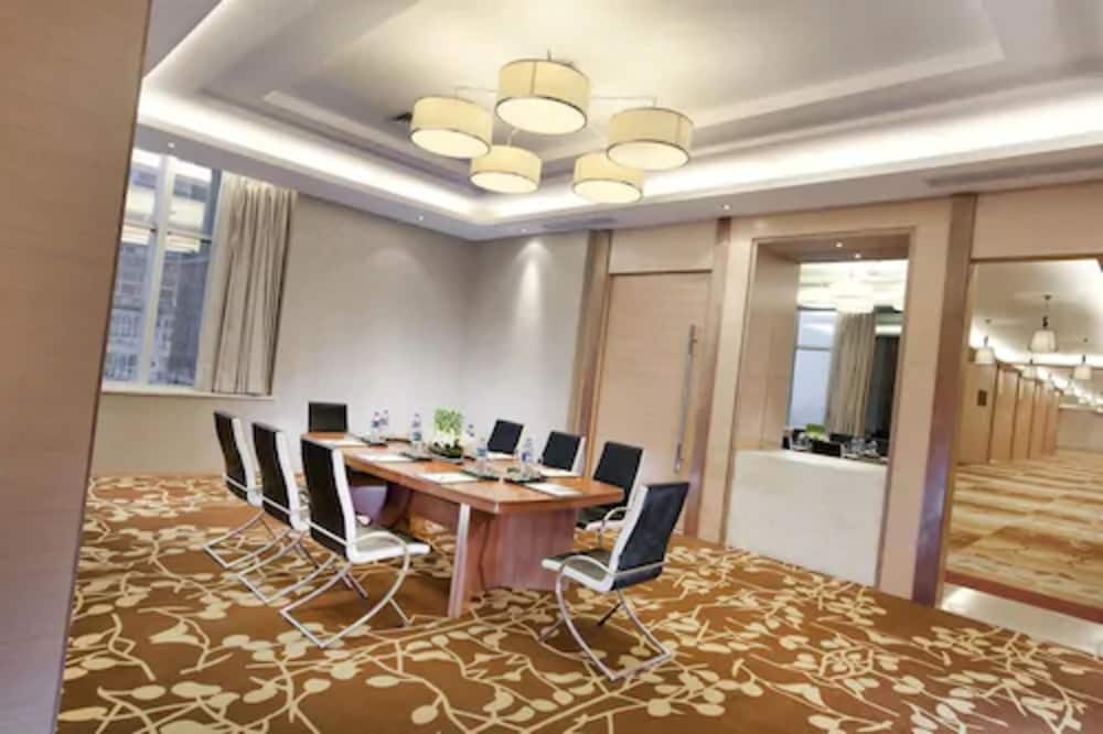 Фото Dorsett Wuhan