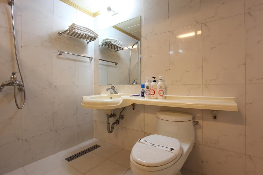 Фото Prince Hotel