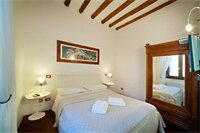 Фото B&b SubUrbe Roma