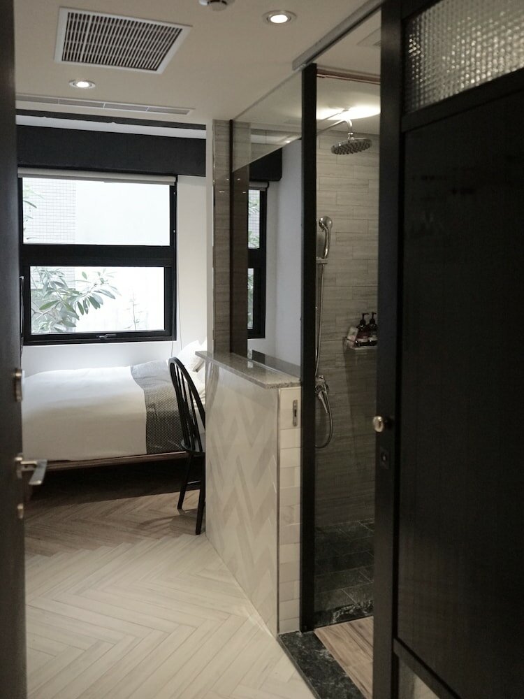 Фото Nihao Cafe Hotel