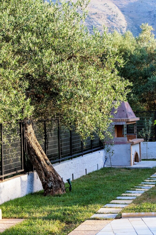 Фото All Saints Villas