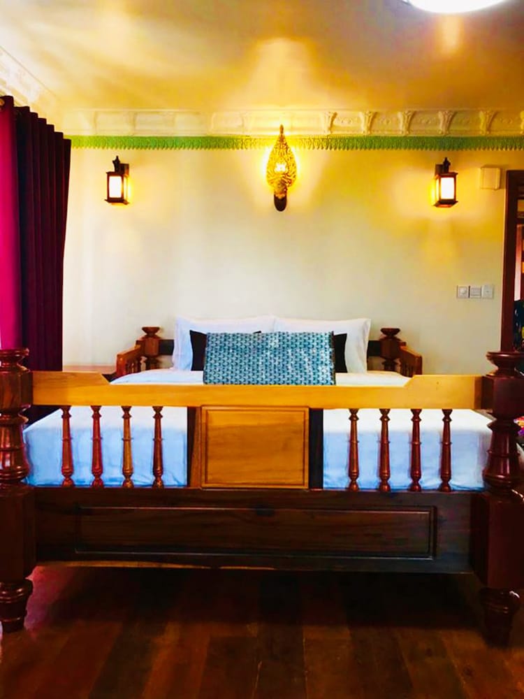 Фото Hello Cambodia Boutique