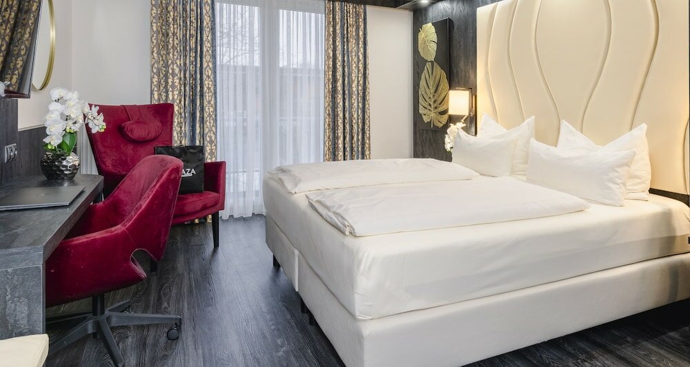 Фото Plaza Inn Köln Pulheim