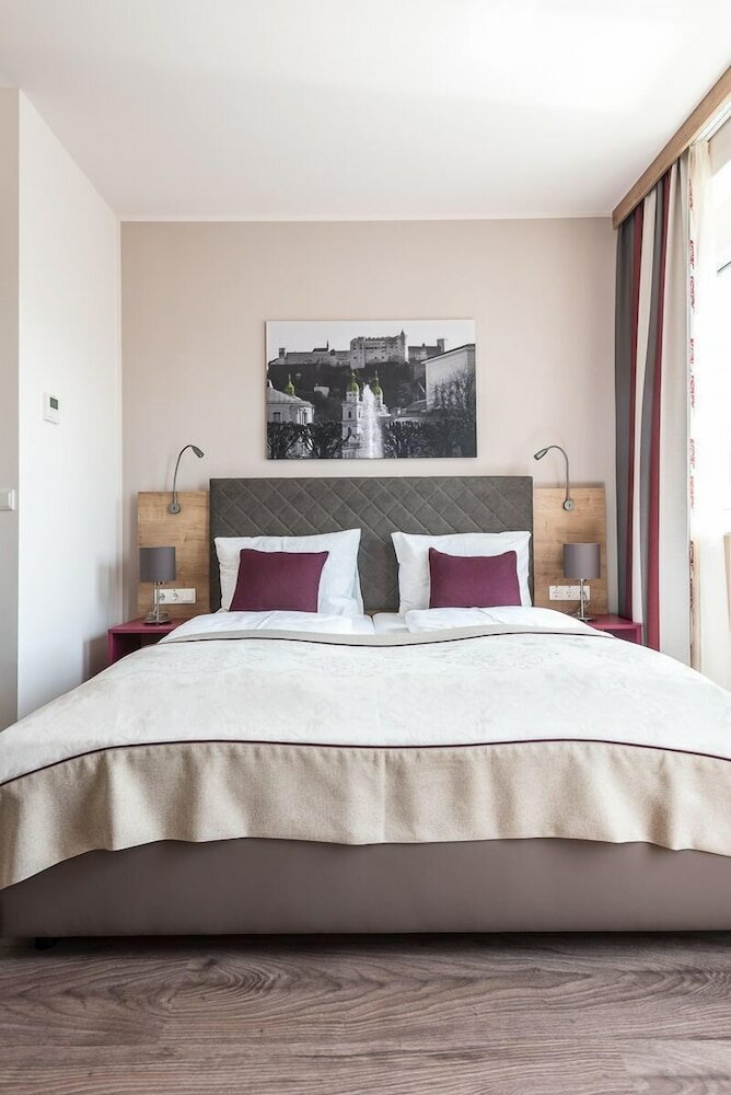 Фото Hotel Max 70