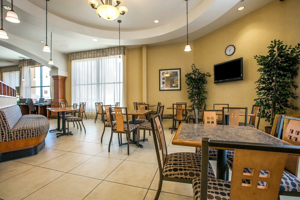 Фото Comfort Suites Barstow near I-15