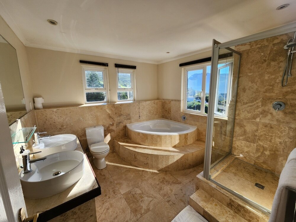 Фото Hout Bay Breeze