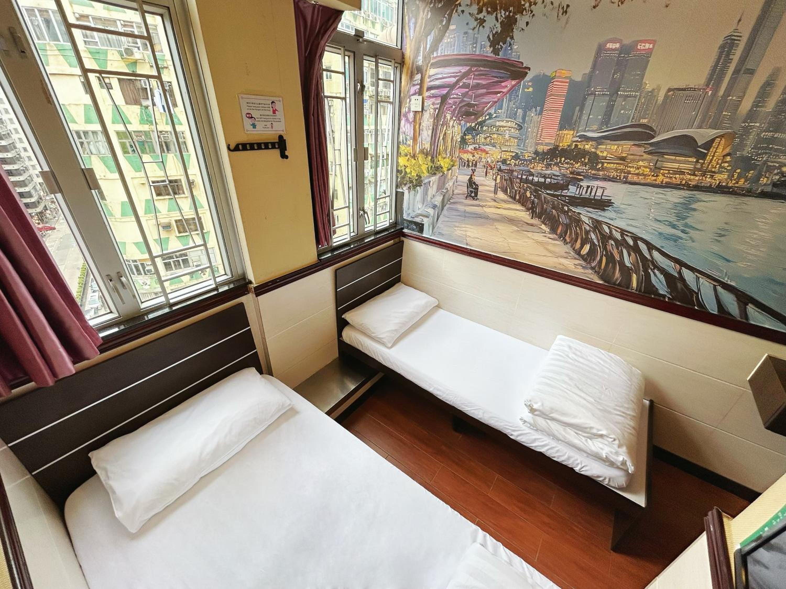 Фото National Inn Hk