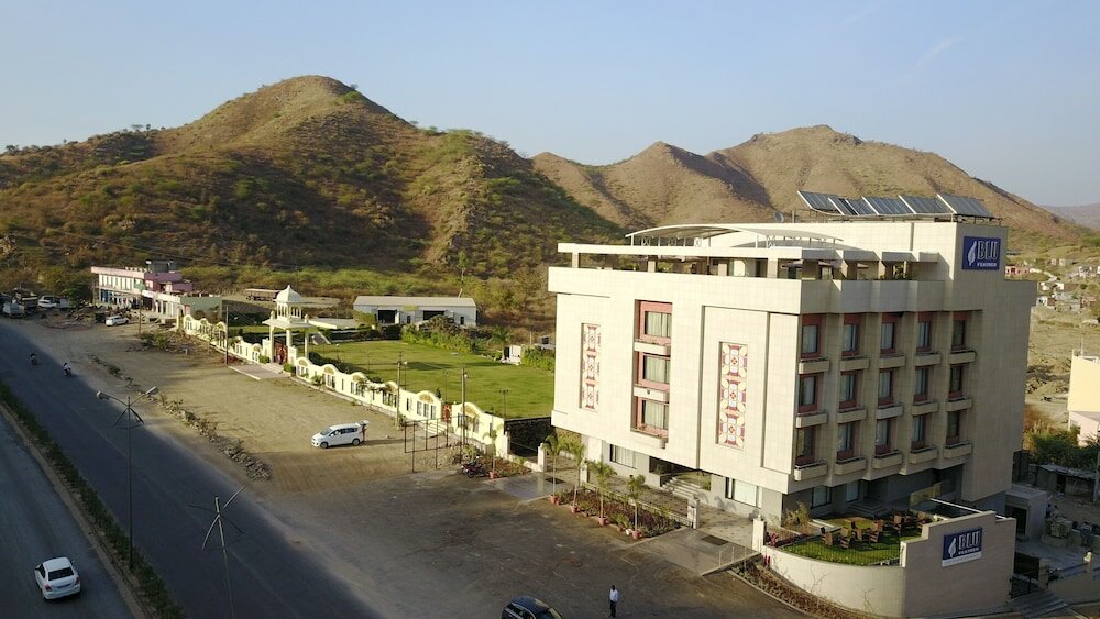 Фото отеля 3