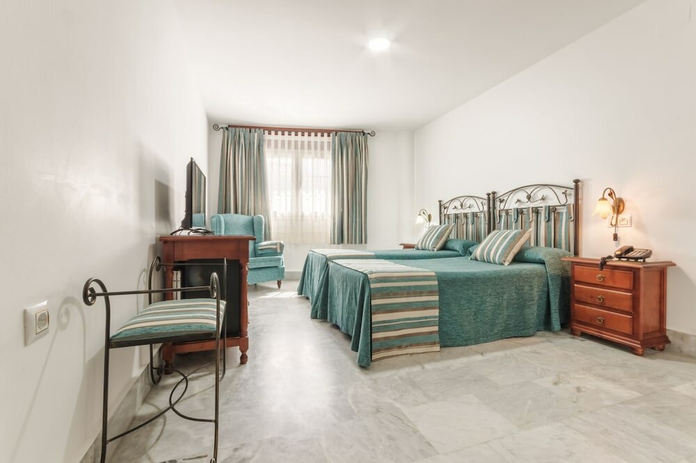 Фото Hotel La Parrita