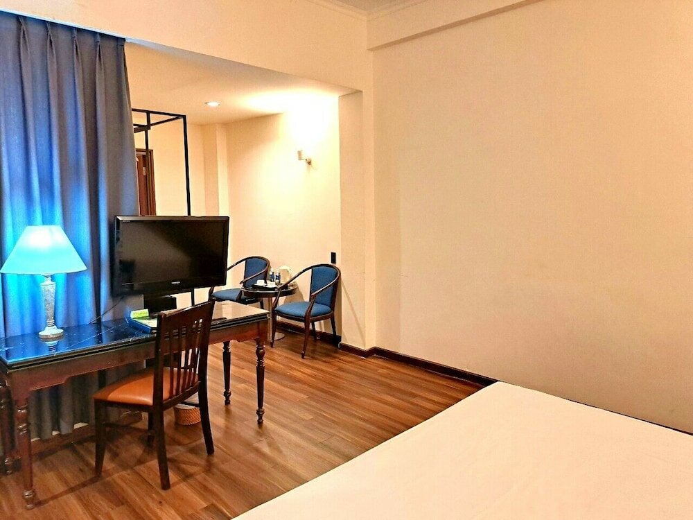 Фото Liberty 2 Hotel