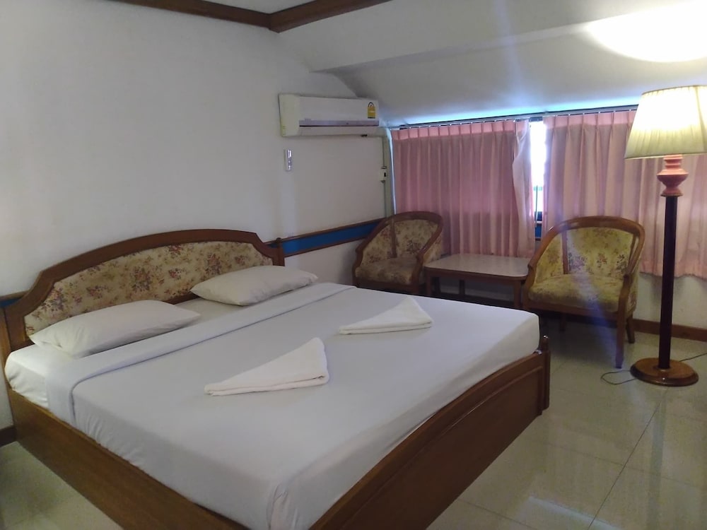 Фото The Pacific Cool Chic