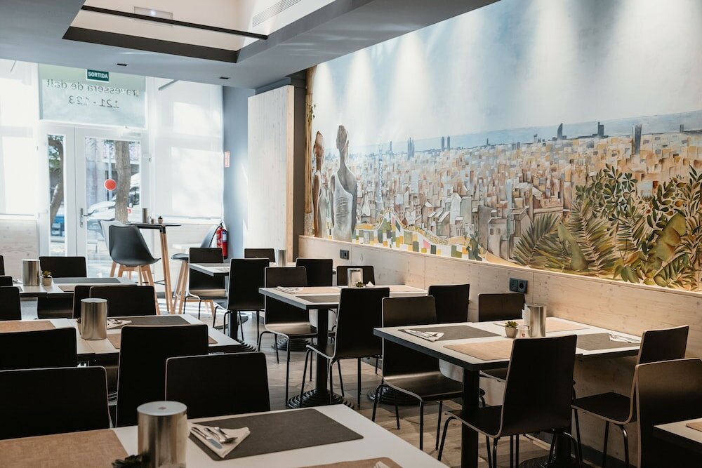 Фото Hotel Travessera