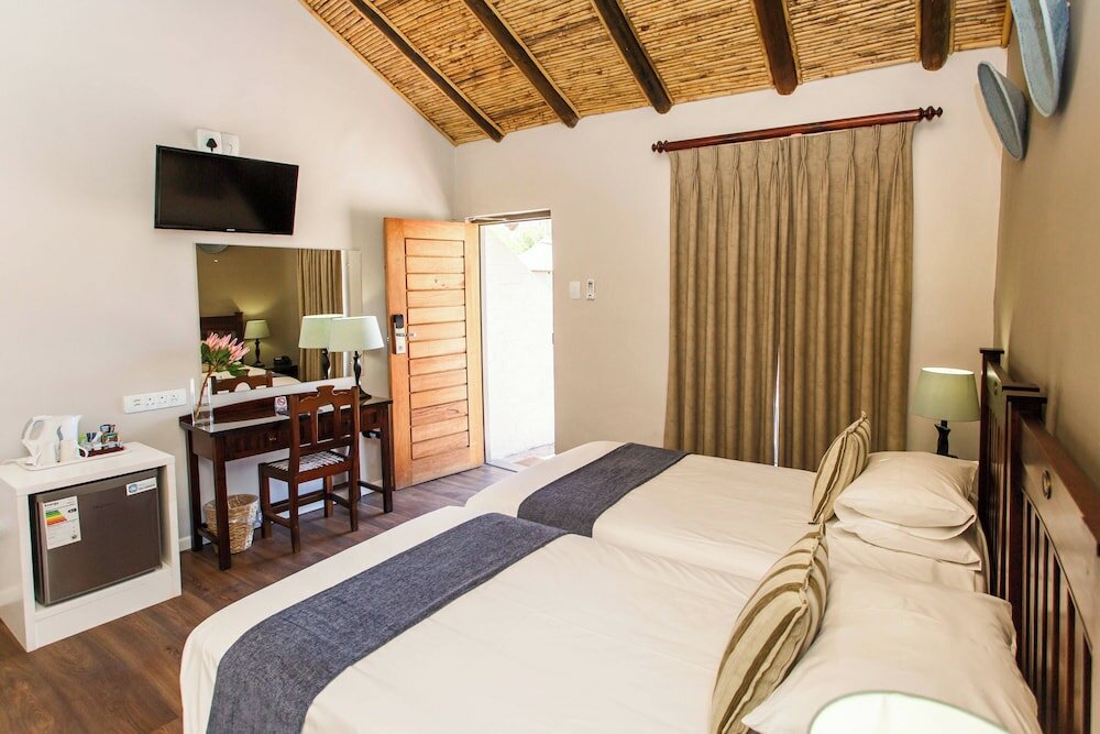 Фото Protea Hotel by Marriott Oudtshoorn Riempie Estate