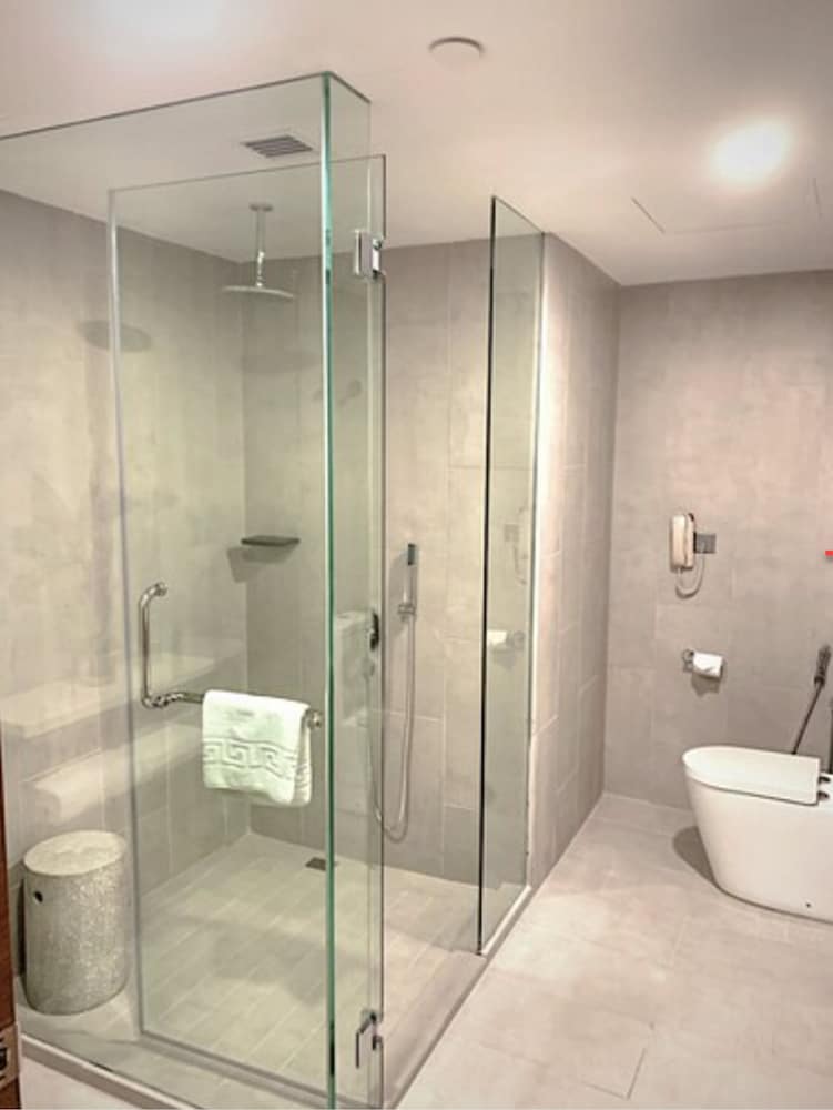 Фото Hotel Maya Kuala Lumpur