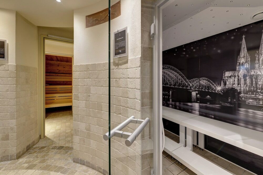 Фото Hotel Mondial am Dom Cologne MGallery