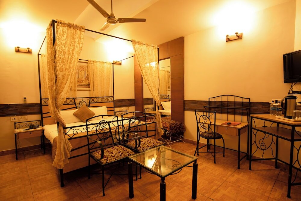 Фото Jullundur Hotel