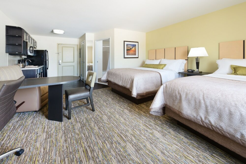 Фото Candlewood Suites Columbia East, an Ihg Hotel