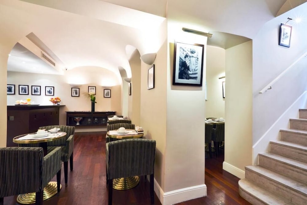 Фото Golden Tulip Washington Opera