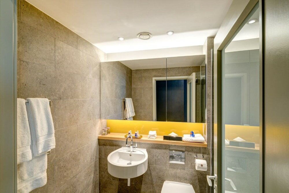 Фото Apex City of Bath Hotel