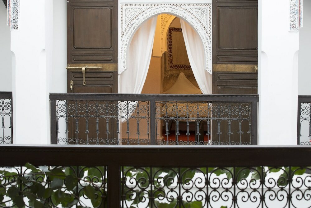 Фото Riad Assala