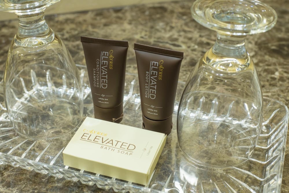 Фото Ayres Suites Yorba Linda