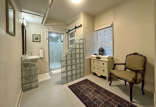 Гостиница Amethyst Garden Inn в Саванне