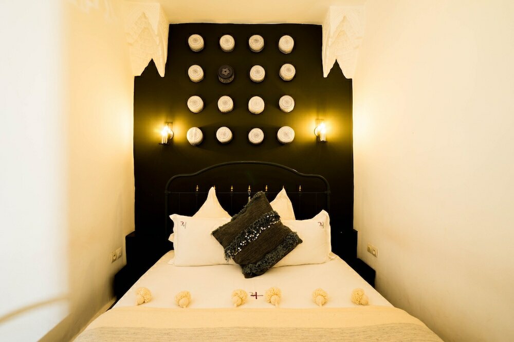 Фото Riad Houdou