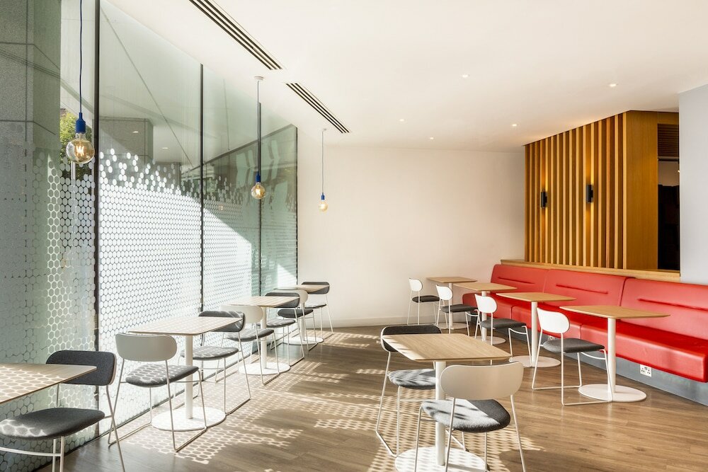 Фото Holiday Inn Express Dublin City Centre