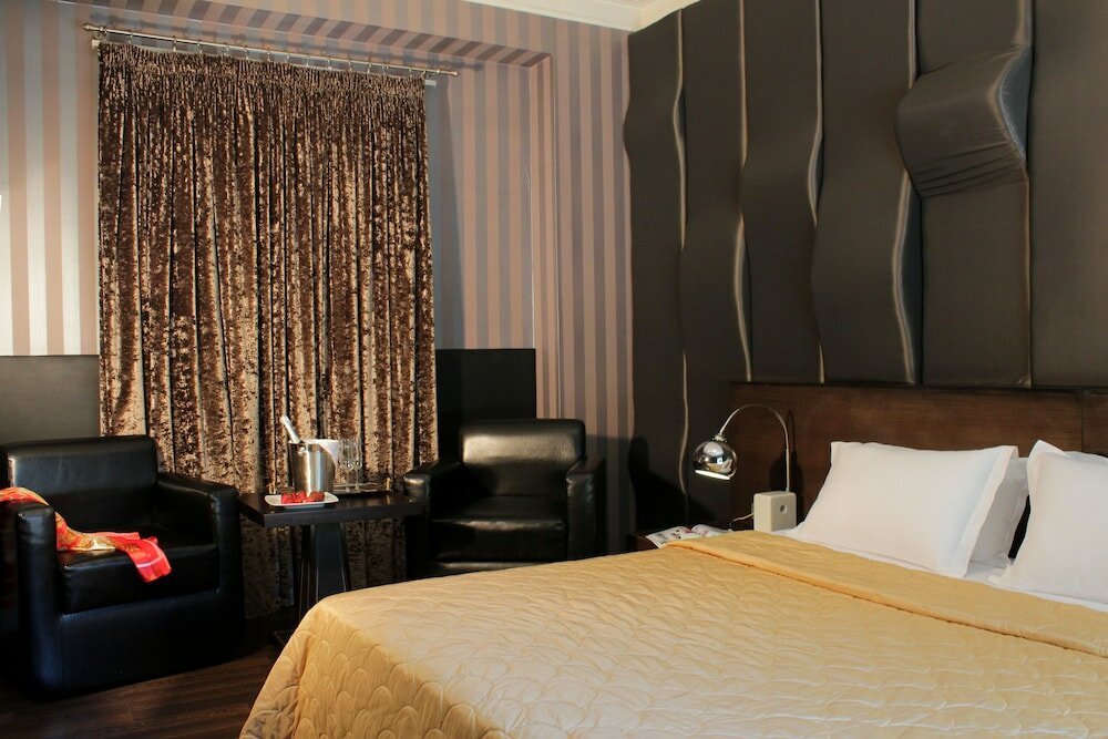 Фото Galaxy Art Hotel