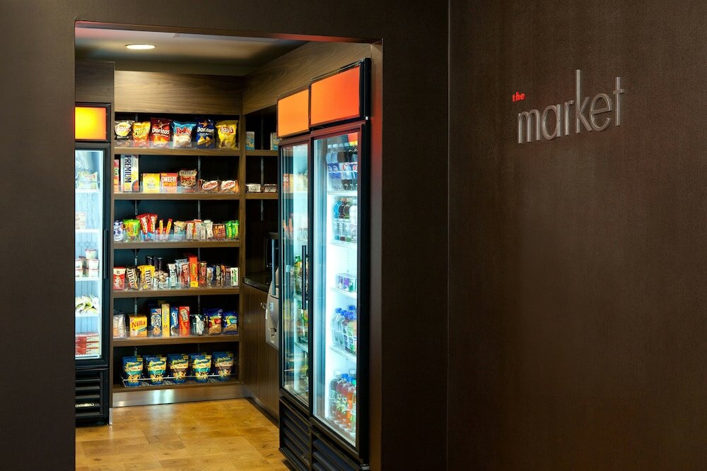 Фото Courtyard by Marriott John Wayne Airport/Orange County