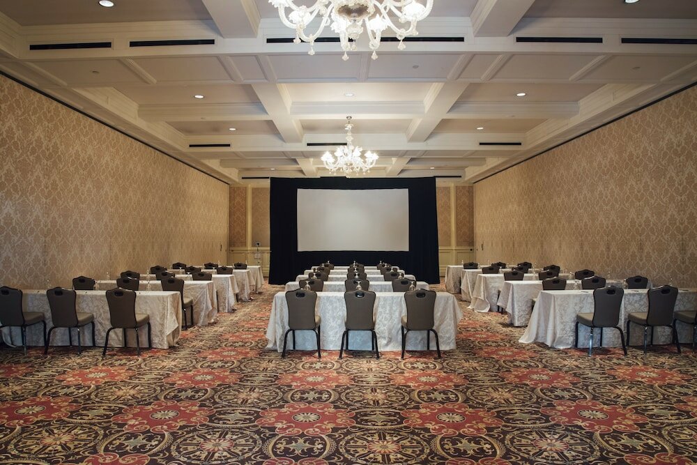 Фото Royal Park Hotel