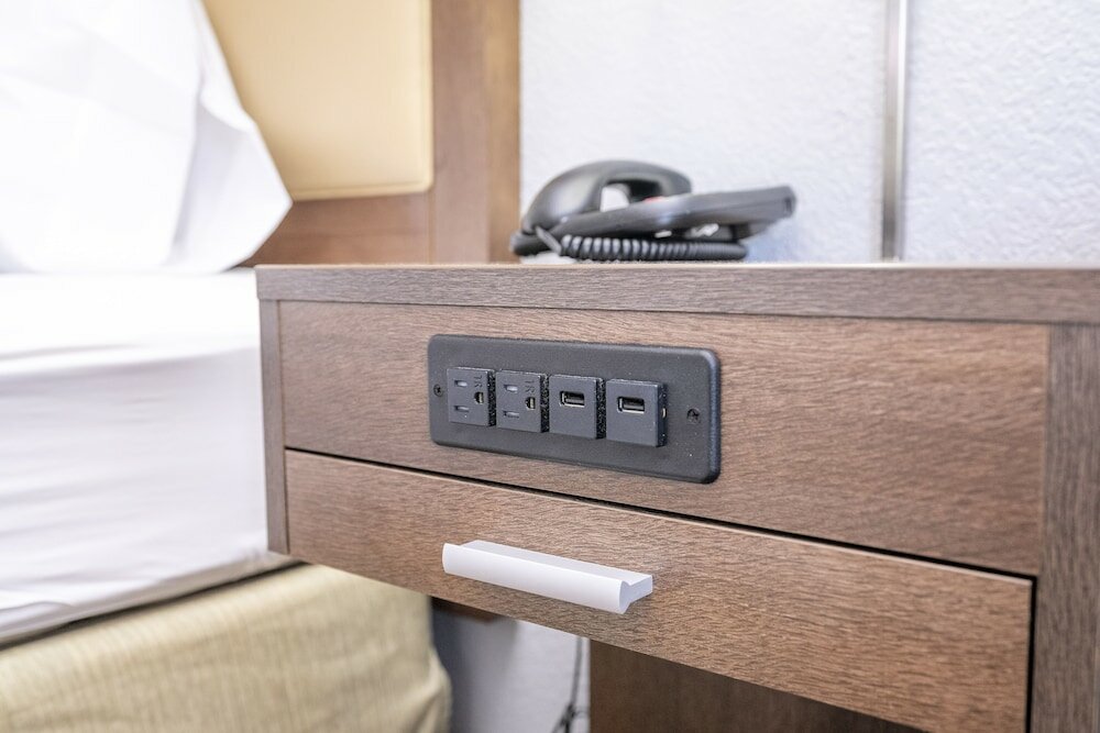 Фото Hampton Inn Spring Hill