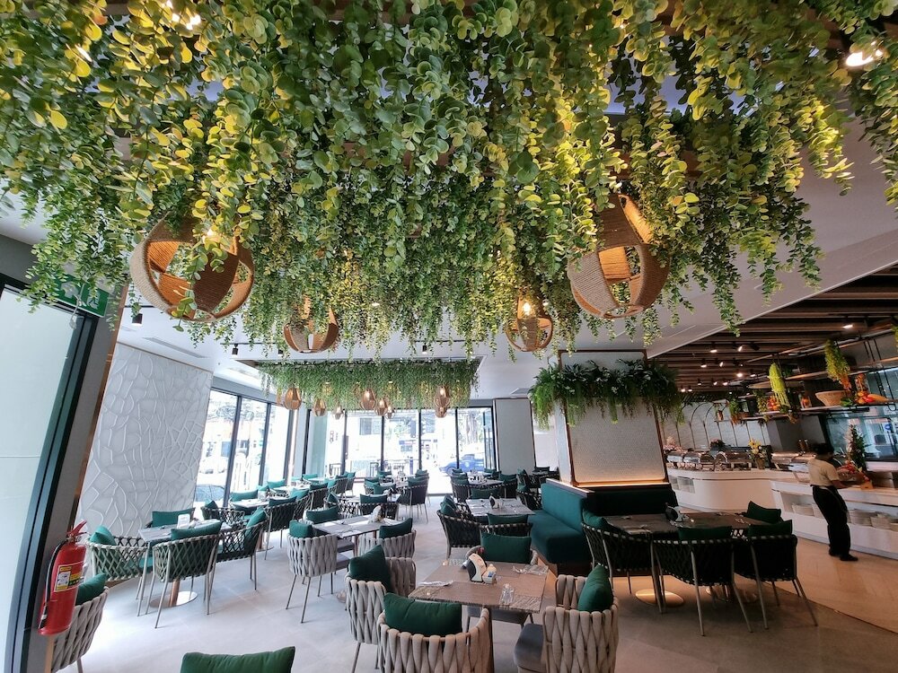 Фото Pattaya Discovery Beach Hotel