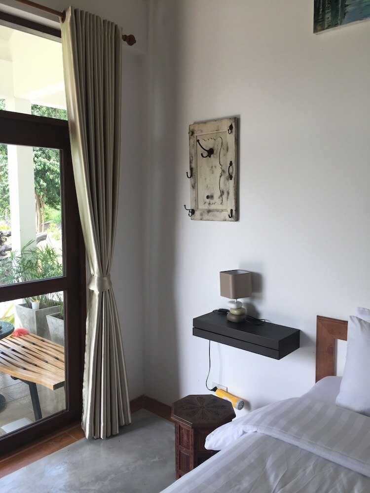 Фото Tree Roots Retreat